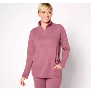 Active Fleece Quarter Zip Pullover - a world of fashionable women's clothing, including a wide selection of dresses and trendy accessories.> Hat