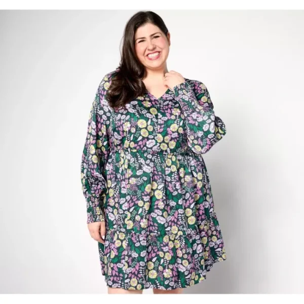 Dresses<AnyBody Petite Printed Knee Length Dress with Smocked Sleeves - a world of fashionable women's clothing, including a wide selection of dresses and trendy accessories.