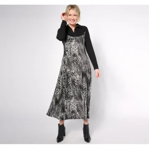 Attitudes by Renee Petite Bib Front Maxi Dress - a world of fashionable women's clothing, including a wide selection of dresses and trendy accessories.> Hat