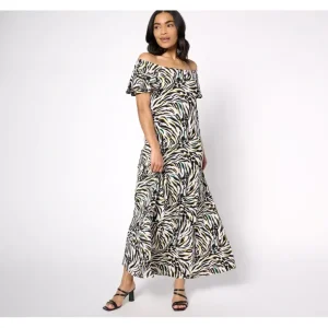 Attitudes by Renee Regular Como Jersey Flutter Sleeve Maxi Dress - a world of fashionable women's clothing, including a wide selection of dresses and trendy accessories.> Coats