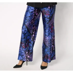 Attitudes by Renee Regular Fluid Satin Pull On Wide-Leg Pants - a world of fashionable women's clothing, including a wide selection of dresses and trendy accessories.> Hat