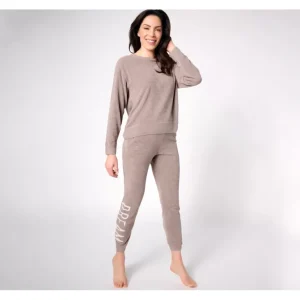 Barefoot Dreams CozyChic Ultra Lite Dream Set - a world of fashionable women's clothing, including a wide selection of dresses and trendy accessories.> Hat