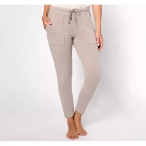 Barefoot Dreams Malibu Collection Forward Seam Jersey Pant - a world of fashionable women's clothing, including a wide selection of dresses and trendy accessories.> Hat