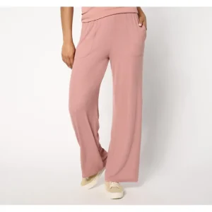 Barefoot Dreams Malibu Ultra Soft Rib Patch Pocket Pant - a world of fashionable women's clothing, including a wide selection of dresses and trendy accessories.> Hat