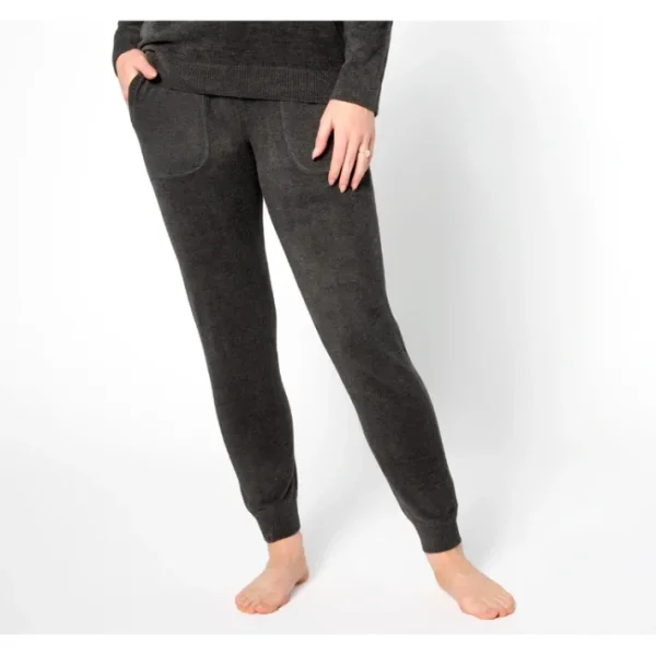 Shop All<Barefoot Dreams Regular CozyChic Ultra Lite Curved Pocket Jogger - a world of fashionable women's clothing, including a wide selection of dresses and trendy accessories.
