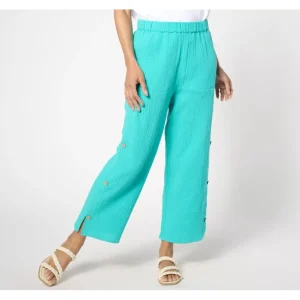 Beach Regular Gauze Crop Pant - a world of fashionable women's clothing, including a wide selection of dresses and trendy accessories.> Hat