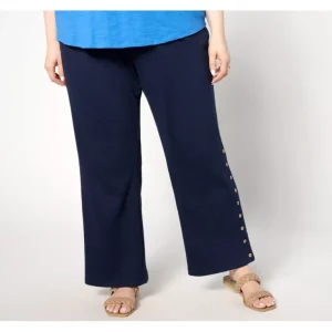 Belle by Kim Gravel Packabelle Buttoned Up Relaxed Pant - a world of fashionable women's clothing, including a wide selection of dresses and trendy accessories.> Hat