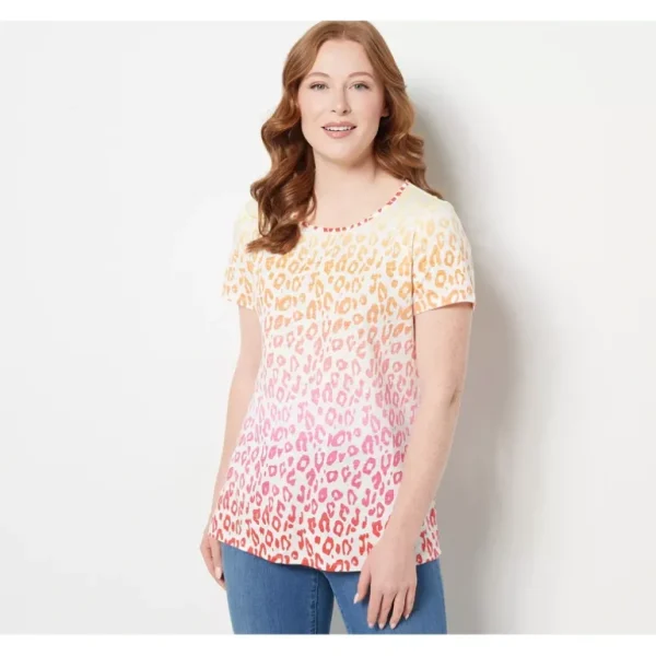 Belle by Kim Gravel Slub Knit Ombre Animal T-Shirt - a world of fashionable women's clothing, including a wide selection of dresses and trendy accessories.> Hat