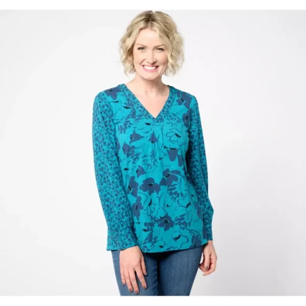 Shop All<Belle by Kim Gravel Slub Knit Twin Floral Blouson Top - a world of fashionable women's clothing, including a wide selection of dresses and trendy accessories.