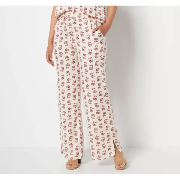 Fashion<Candace Cameron Bure Petite Printed Wide-Leg Pants with Side Slits - a world of fashionable women's clothing, including a wide selection of dresses and trendy accessories.