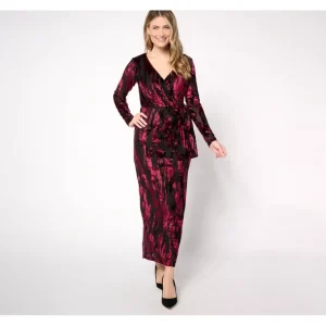 Dennis Basso Petite Stretch Burnout Evening Gown - a world of fashionable women's clothing, including a wide selection of dresses and trendy accessories.> Coats