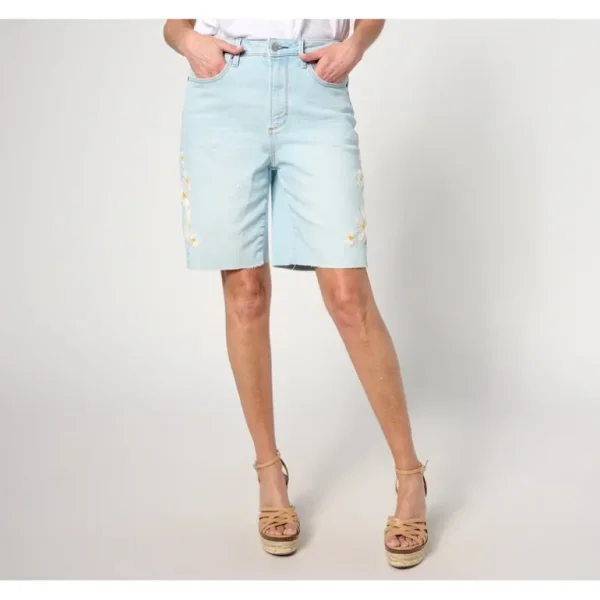 Driftwood Jeans Bermuda 9" Embroidered Short - Daisy - a world of fashionable women's clothing, including a wide selection of dresses and trendy accessories.> Hat