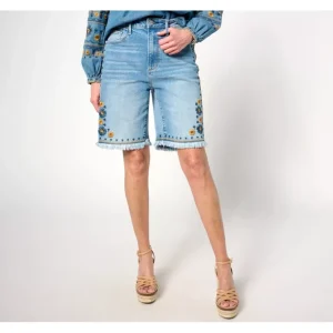 Driftwood Jeans Bermuda 9" Embroidered Short - Golden Gate - a world of fashionable women's clothing, including a wide selection of dresses and trendy accessories.> Hat