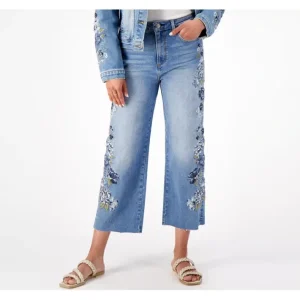 Fashion<Driftwood Jeans Charlee Wide Leg Embroidered Crop- Blue Bell Fleur - a world of fashionable women's clothing, including a wide selection of dresses and trendy accessories.