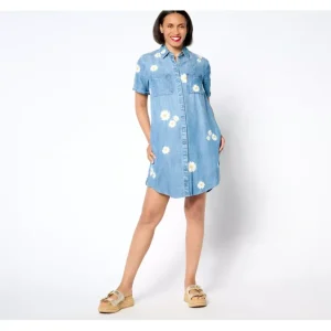 Dresses<Driftwood Jeans Embroidered Short Sleeve Mabel Dress -Daisy Daydream - a world of fashionable women's clothing, including a wide selection of dresses and trendy accessories.