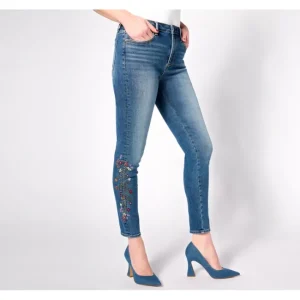 Fashion<Driftwood Jeans Jackie Skinny Jean - Strawberry - a world of fashionable women's clothing, including a wide selection of dresses and trendy accessories.