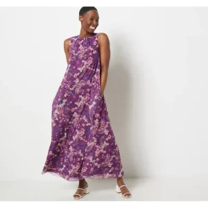 Girl with Curves Petite Knit Mesh A-Line Maxi Dress - a world of fashionable women's clothing, including a wide selection of dresses and trendy accessories.> Hat