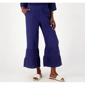 Isaac Mizrahi Live Bridgehampton Petite Gauze Wide Leg Pants - a world of fashionable women's clothing, including a wide selection of dresses and trendy accessories.> Hat