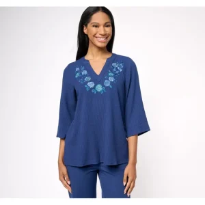 Isaac Mizrahi Live! Petite Embroidered Gauze Tunic - a world of fashionable women's clothing, including a wide selection of dresses and trendy accessories.> Hat