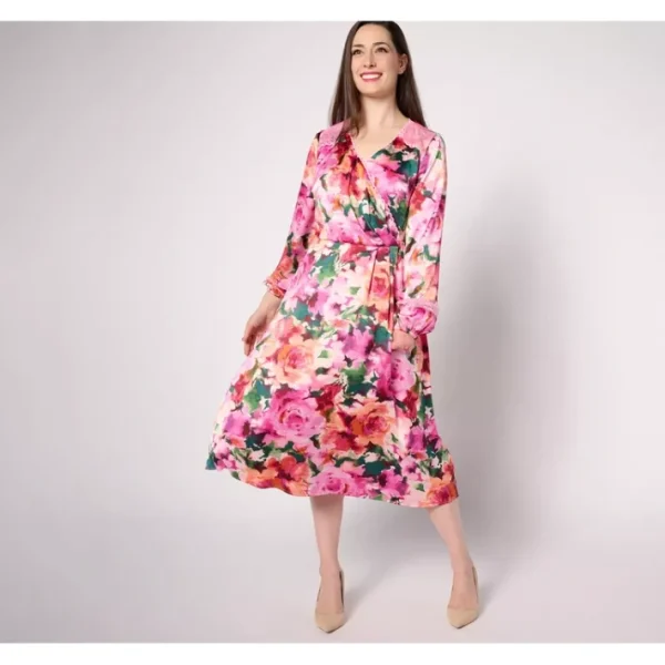 Dresses<Isaac Mizrahi Live! Petite Floral Printed Ruched Long Sleeve Dress - a world of fashionable women's clothing, including a wide selection of dresses and trendy accessories.