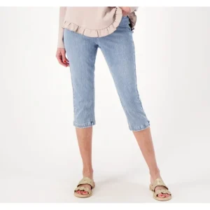 Isaac Mizrahi Live! Petite Knit Denim Pull On Capri - a world of fashionable women's clothing, including a wide selection of dresses and trendy accessories.> Hat