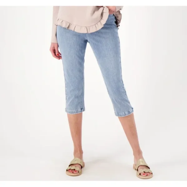 Isaac Mizrahi Live! Petite Knit Denim Pull On Capri - a world of fashionable women's clothing, including a wide selection of dresses and trendy accessories.> Hat