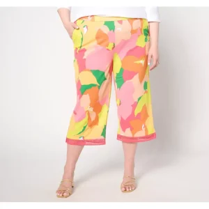 Isaac Mizrahi Live! Petite Printed Pebble Knit Culotte Pants - a world of fashionable women's clothing, including a wide selection of dresses and trendy accessories.> Hat