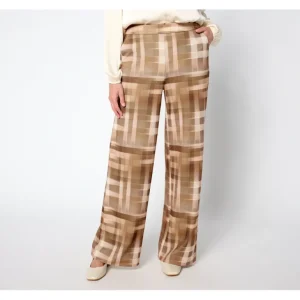 Isaac Mizrahi Live! Petite Printed Scuba Crepe Wide Leg Pants - a world of fashionable women's clothing, including a wide selection of dresses and trendy accessories.> Hat