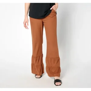 Fashion<Isaac Mizrahi Live! Petite Stretch Woven Crepe Wide Leg Pants - a world of fashionable women's clothing, including a wide selection of dresses and trendy accessories.