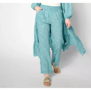 Isaac Mizrahi Live! Regular Bridgehampton Pull On Pants - a world of fashionable women's clothing, including a wide selection of dresses and trendy accessories.> Hat