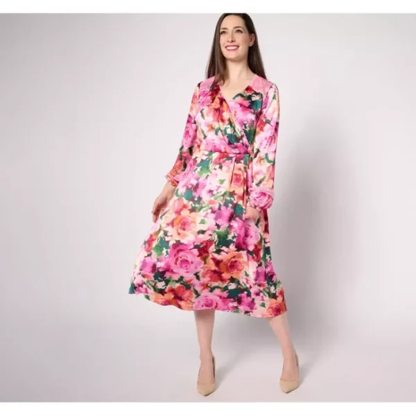 Dresses<Isaac Mizrahi Live! Regular Floral Print Ruch Long Sleeve Dress - a world of fashionable women's clothing, including a wide selection of dresses and trendy accessories.