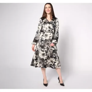 Dresses<Isaac Mizrahi Live! Regular Floral Printed Ruched Long Sleeve Dress - a world of fashionable women's clothing, including a wide selection of dresses and trendy accessories.