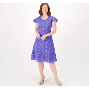 Isaac Mizrahi Live Regular Lace Dress with Lattice Trim - a world of fashionable women's clothing, including a wide selection of dresses and trendy accessories.> Hat