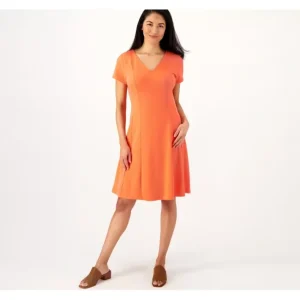 Dresses<Isaac Mizrahi Live! Regular Pebble Knit Paneled Dress w/Cap Sleeve - a world of fashionable women's clothing, including a wide selection of dresses and trendy accessories.
