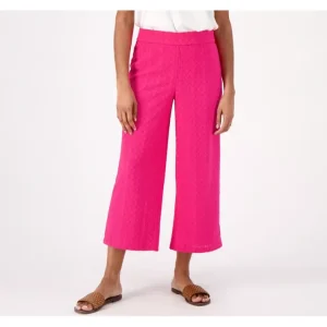 Fashion<Isaac Mizrahi Live Regular Texture Knit Crop Pants - a world of fashionable women's clothing, including a wide selection of dresses and trendy accessories.