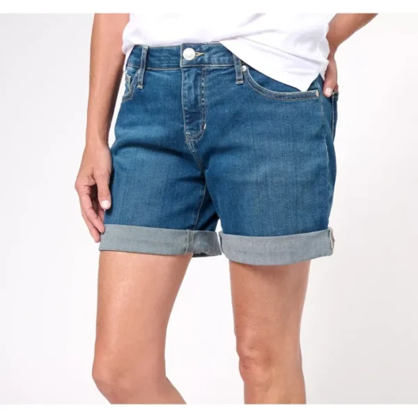 Shop All<JAG Alex Boyfriend Short- Brilliant Blue - a world of fashionable women's clothing, including a wide selection of dresses and trendy accessories.