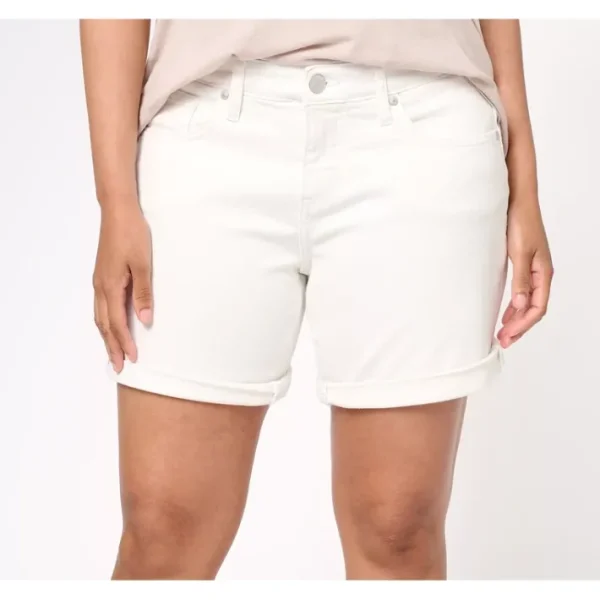 Shop All<JAG Alex Boyfriend Short- White - a world of fashionable women's clothing, including a wide selection of dresses and trendy accessories.