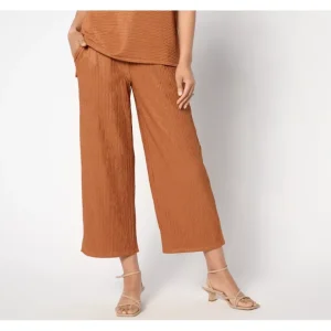 Joan Rivers Regular Crinkle Knit Pull-On Crop Pants - a world of fashionable women's clothing, including a wide selection of dresses and trendy accessories.> Shoes