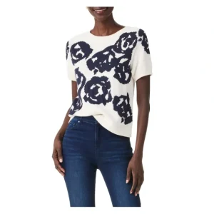 NIC+ZOE Rose Bloom Raglan Short Sleeve Sweater - a world of fashionable women's clothing, including a wide selection of dresses and trendy accessories.> Dresses