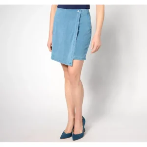 Fashion<Petite Comfy Knit Air Skort with Seaming Details - a world of fashionable women's clothing, including a wide selection of dresses and trendy accessories.