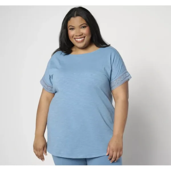 Fashion<Petite Texture Knit Lace Trim Tunic - a world of fashionable women's clothing, including a wide selection of dresses and trendy accessories.