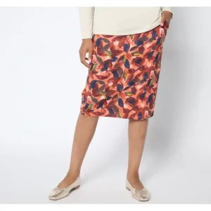 Fashion<Regular Printed Knit Twill Pull On Skirt - a world of fashionable women's clothing, including a wide selection of dresses and trendy accessories.