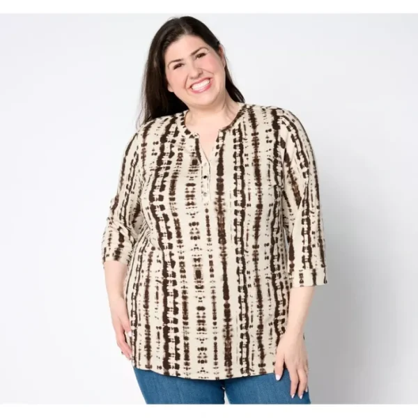Fashion<Regular Texture-Knit 3/4-Sleeve Henley Tunic - a world of fashionable women's clothing, including a wide selection of dresses and trendy accessories.