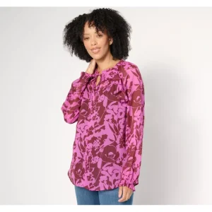 Fashion<Signature Raglan Sleeve Ruffle Detail Printed Top - a world of fashionable women's clothing, including a wide selection of dresses and trendy accessories.