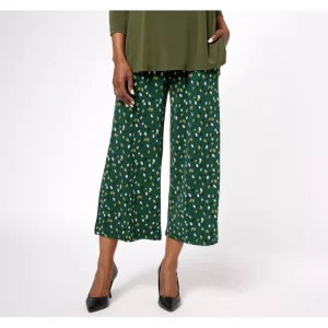 Susan Graver Regular Printed Liquid Knit Pull-On Culotte Pants - a world of fashionable women's clothing, including a wide selection of dresses and trendy accessories.> Hat