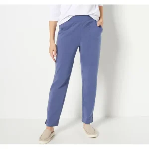 Tapered Full Length Pant with Pockets - a world of fashionable women's clothing, including a wide selection of dresses and trendy accessories.> Hat