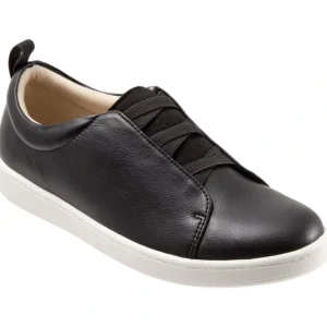 Trotters Leather Fashion Sneakers - Avrille - a world of fashionable women's clothing, including a wide selection of dresses and trendy accessories.> Shoes
