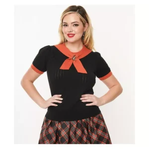 Unique Vintage Black Cream N eck Tie Park Ci ty Sweater - a world of fashionable women's clothing, including a wide selection of dresses and trendy accessories.> Hat