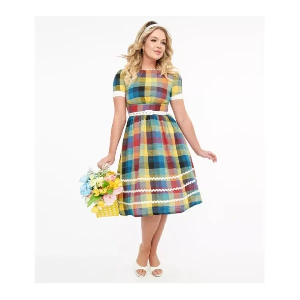 Unique Vintage Plaid Belted Swing Dress with Ric Rac Trim - a world of fashionable women's clothing, including a wide selection of dresses and trendy accessories.> Hat