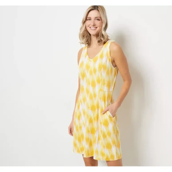 zuda Z-Cool Active Fit Flare Dress - a world of fashionable women's clothing, including a wide selection of dresses and trendy accessories.> Hat